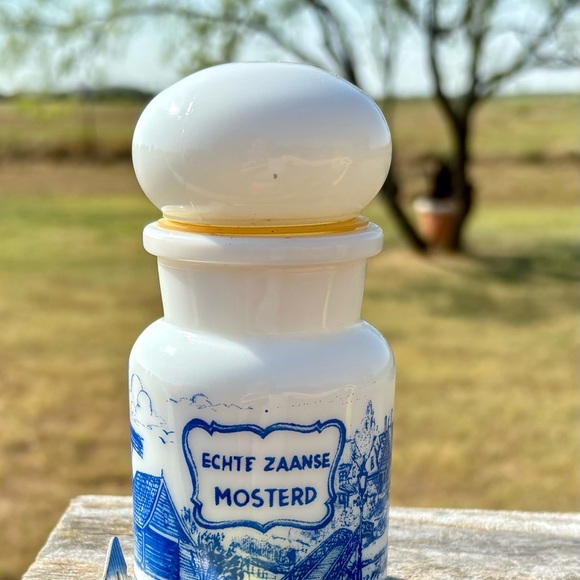 Vintage Belgium Milk Glass Apothecary Jar 5” - Picture 7 of 7